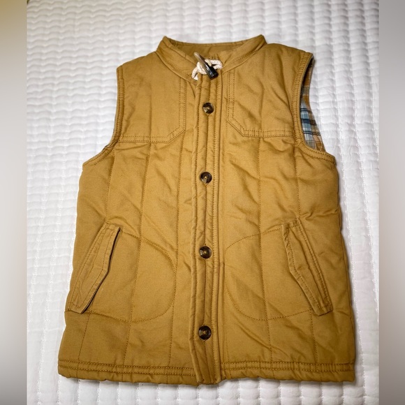 Oshkosh tan padded vest 5t - Picture 1 of 4